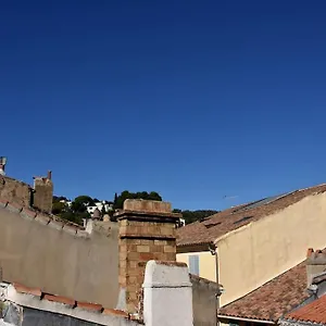https://lovely-flat-in-the-heart-of-the-medieval-city.aixenprovencehotels.org